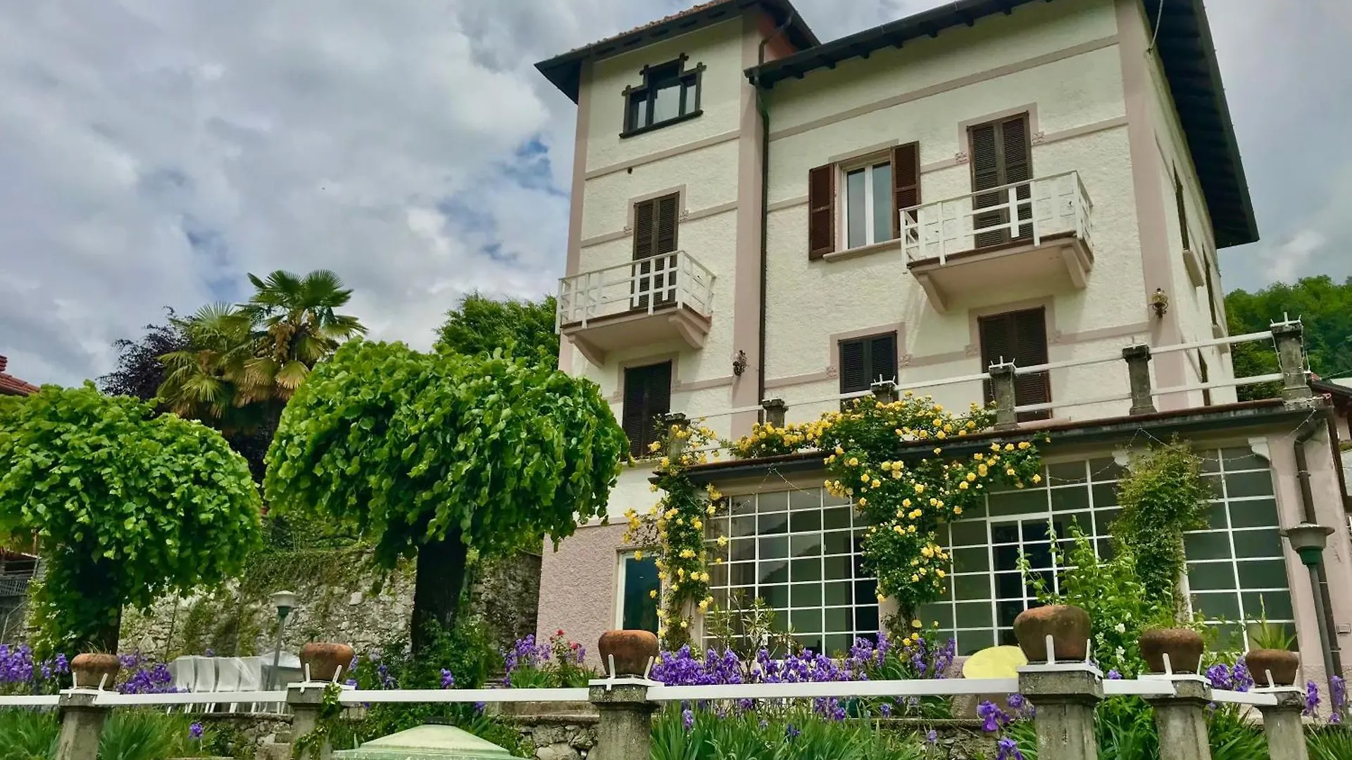شقة Villa Oleandra With Garden&Swimming Pool Dizzasco إيطاليا
