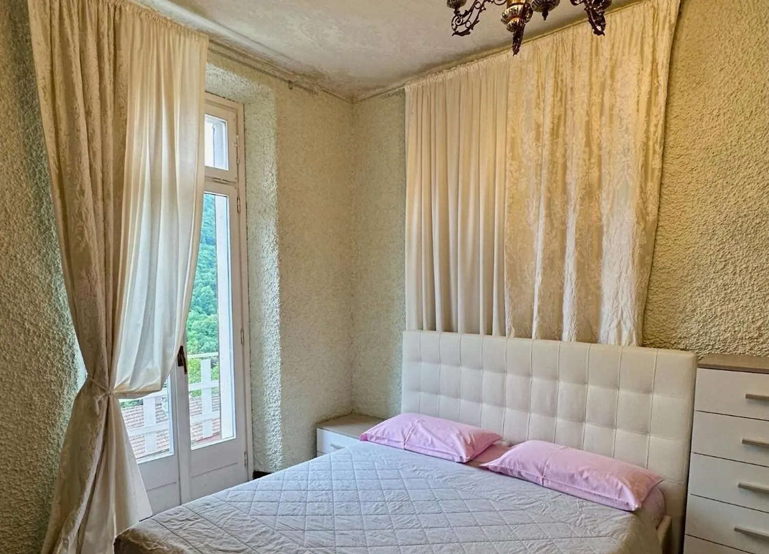 Villa Oleandra With Garden&Swimming Pool Dizzasco شقة